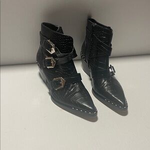 Gianni Bini Black Croc-Embossed Ankle Boots